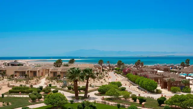 Sheraton Soma Bay Resort facing the Red Sea