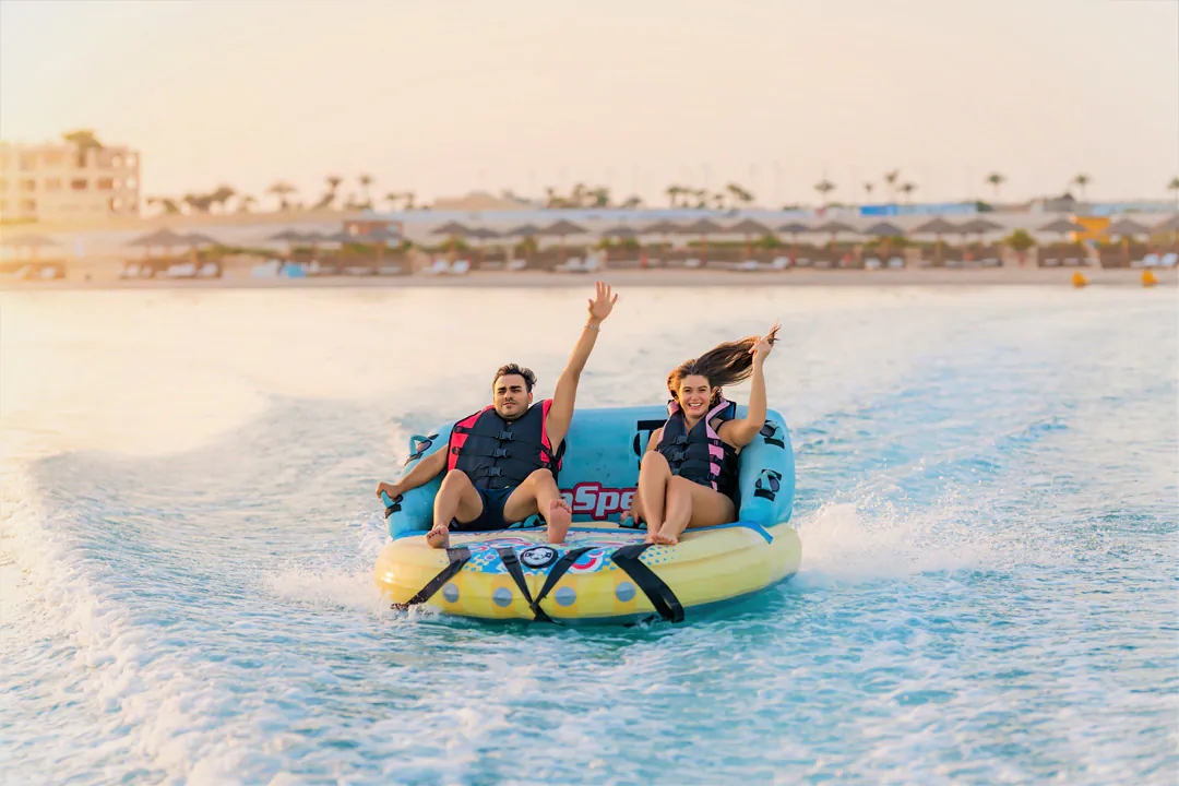Kitesurfing and water sports on the Red Sea at Somabay